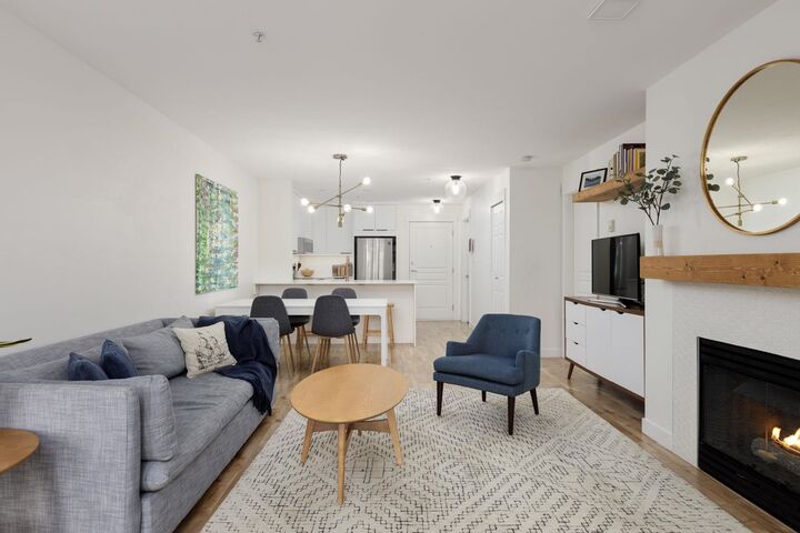 Property Photo: 3333 W 4th Avenue 211 BC V6R 4R9