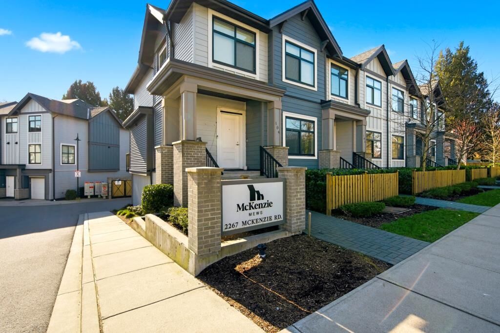 Property Photo: 2267 McKenzie Road 701 BC V2S 0M9
