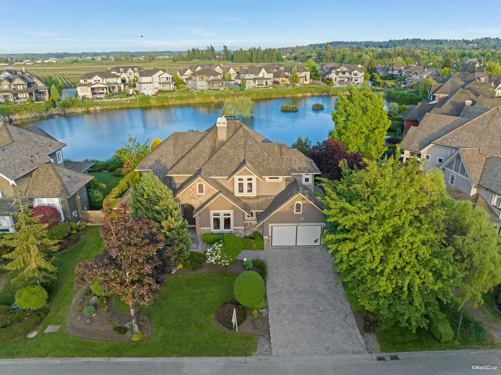 Property Photo: 3928 159 Street BC V3Z 0Y3