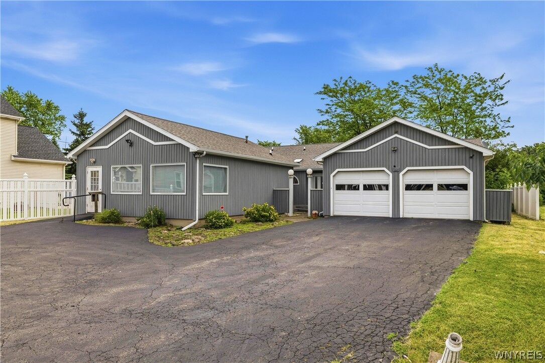 Property Photo:  3231-3233 Military Road  NY 14304 
