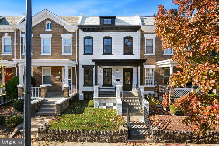 Property Photo:  21 16th Street SE  DC 20003 