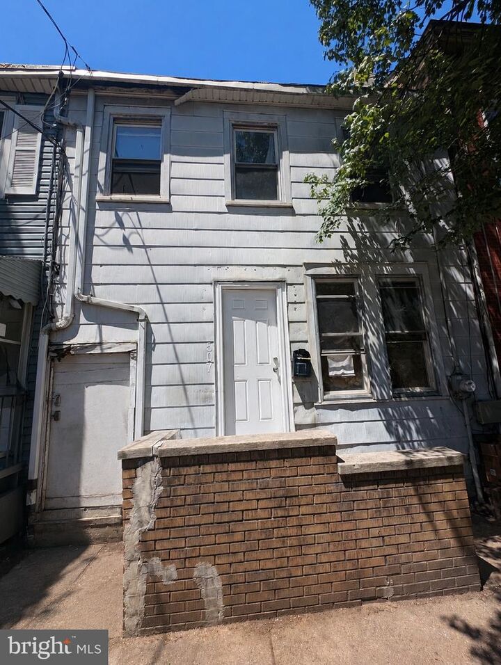 Property Photo:  507 Centre Street  NJ 08611 