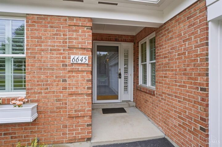 Property Photo: 6645 Spindlewick Lane OH 45230