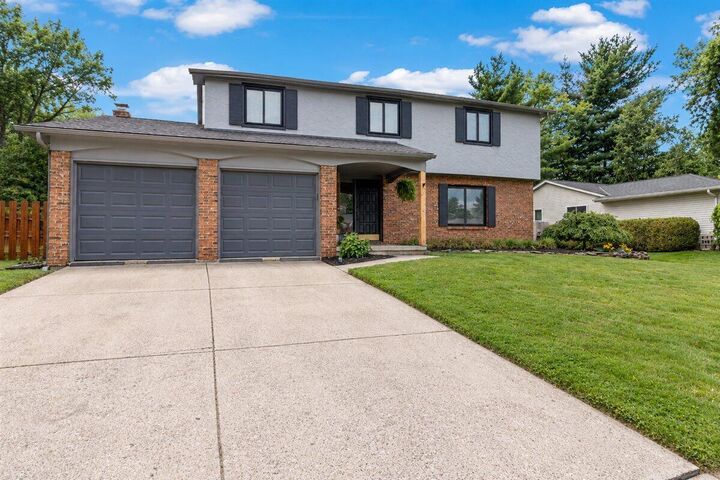 Property Photo: 541 Landover Place OH 43230
