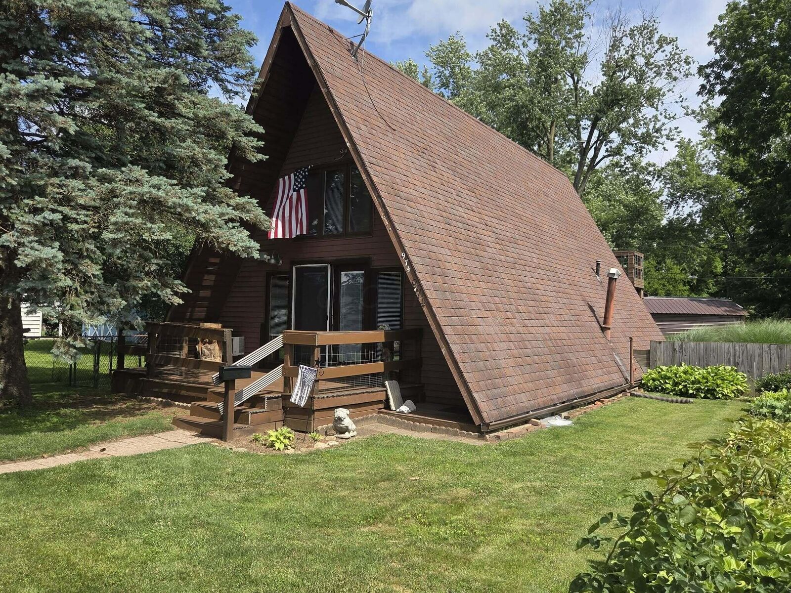 Property Photo:  974 Miller Avenue  OH 43055 