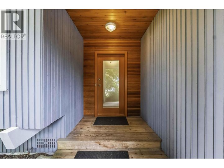 Property Photo:  19750 North Wildwood Crescent  BC V3Y 1M4 