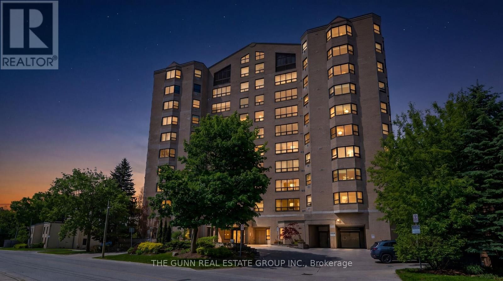 Property Photo: 549 Ridout Street 607 ON N6A 5N5