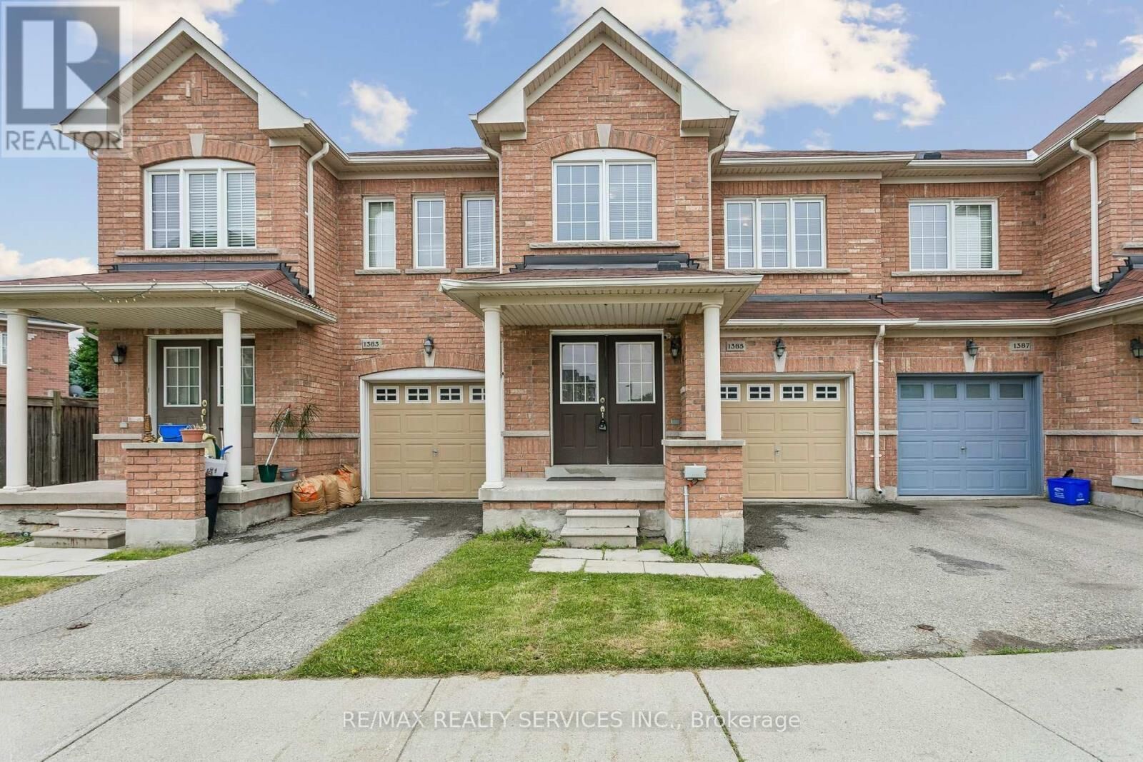 Property Photo: 1385 Costigan Road ON L9T 0Y7