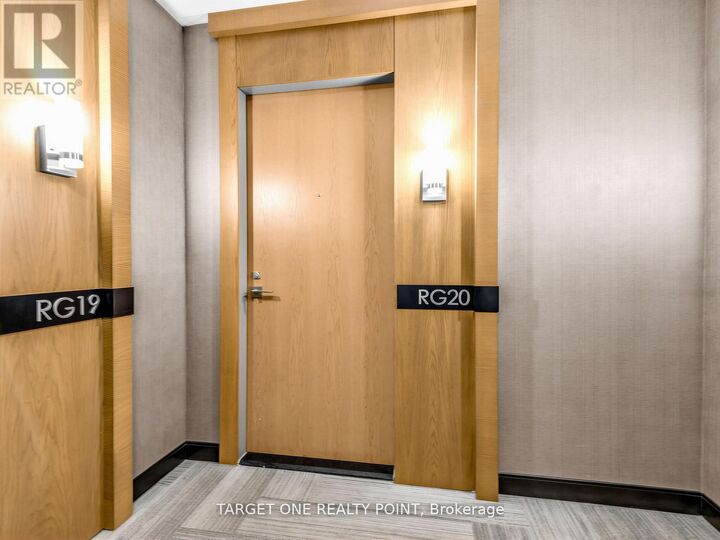 Property Photo: 28 Uptown Drive Rg20 ON L3R 5M8