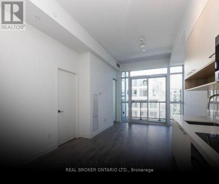 Property Photo:  3005 Pine Glen Road 718  ON L6M 5P5 