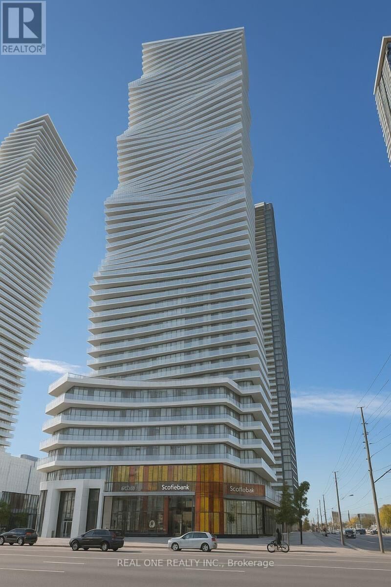 Property Photo:  3900 Confederation Parkway 5001  ON L5B 0M3 