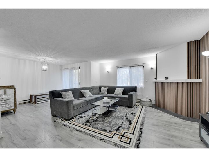 Property Photo:  7064 133B Street 203  BC V3W 8A4 