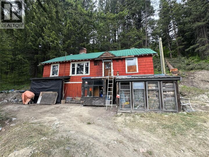 352 Marmot Crescent — photo 1