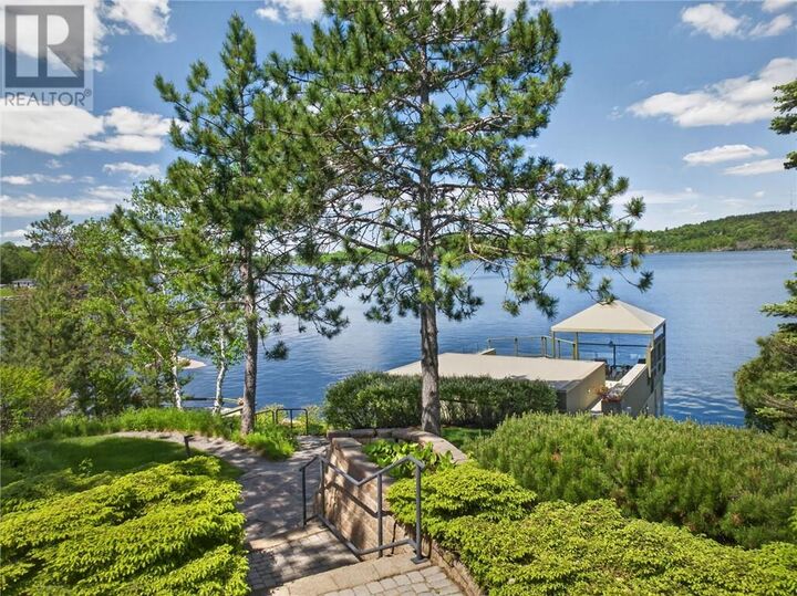 Property Photo: 457 Lake Point Court ON P3E 6J3