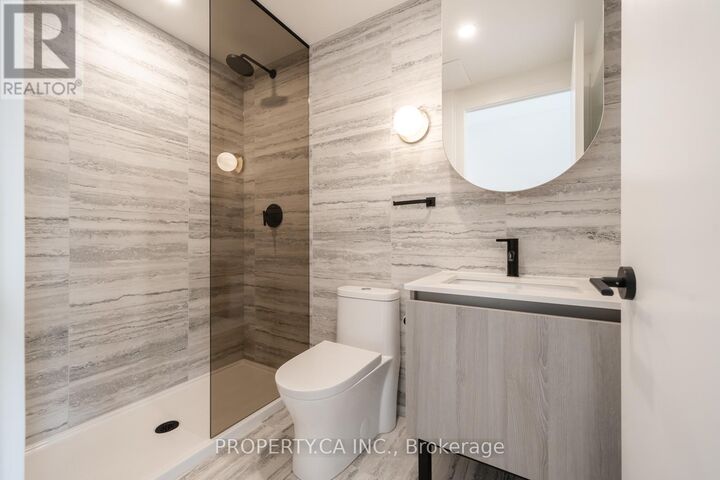 Property Photo:  2625 Dundas Street West 407  ON M6P 1Y2 