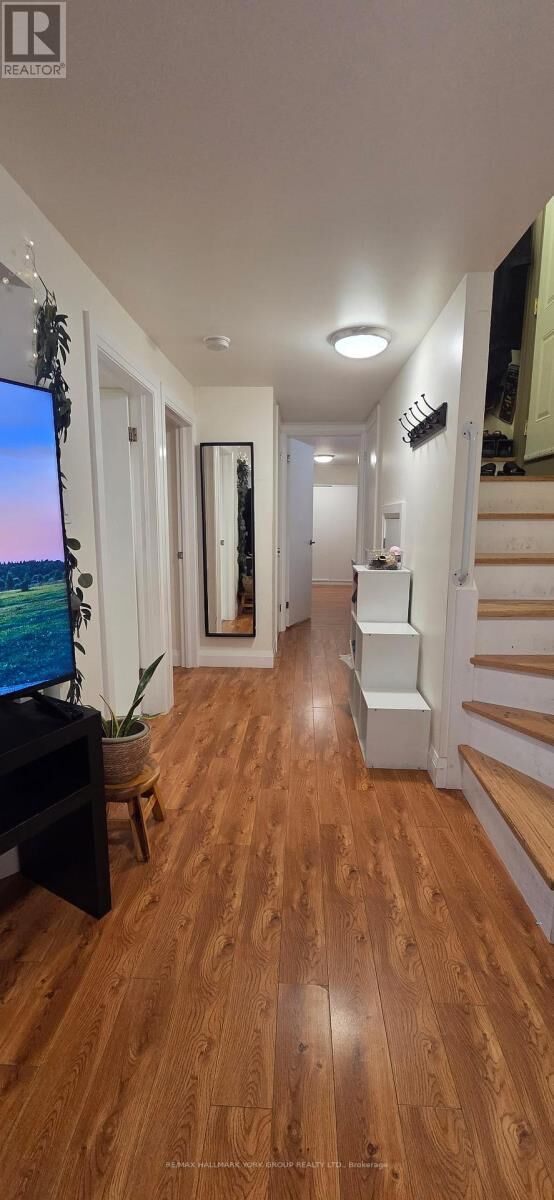 Property Photo:  94 Glenholme Avenue  ON M6H 3B1 