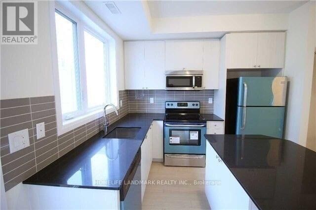 Property Photo: 50 Thomas Mulholland Drive 6 ON M3K 0A6