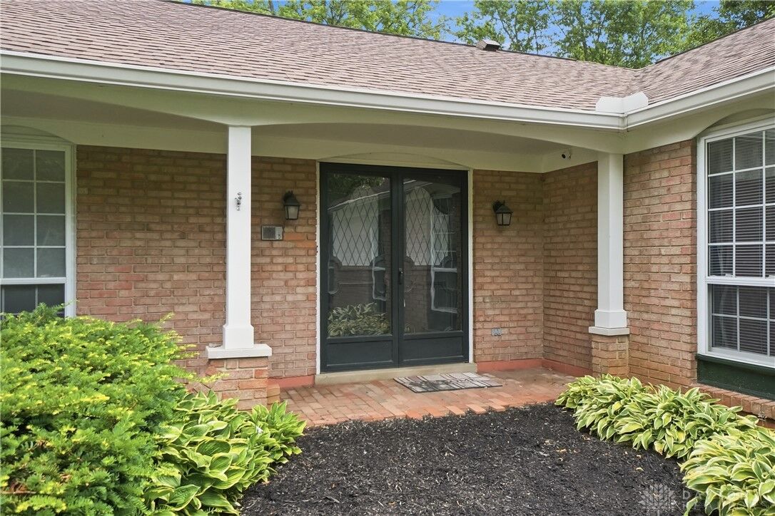 Property Photo:  901 New England Avenue  OH 45429 