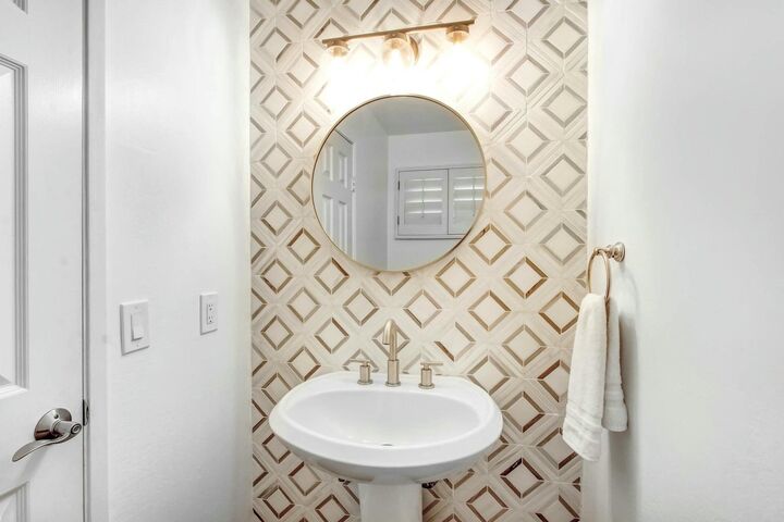 Property Photo: 43480 Port Maria Road CA 92203