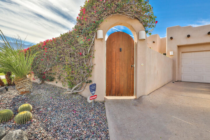 Property Photo:  54605 Avenue Vallejo  CA 92253 