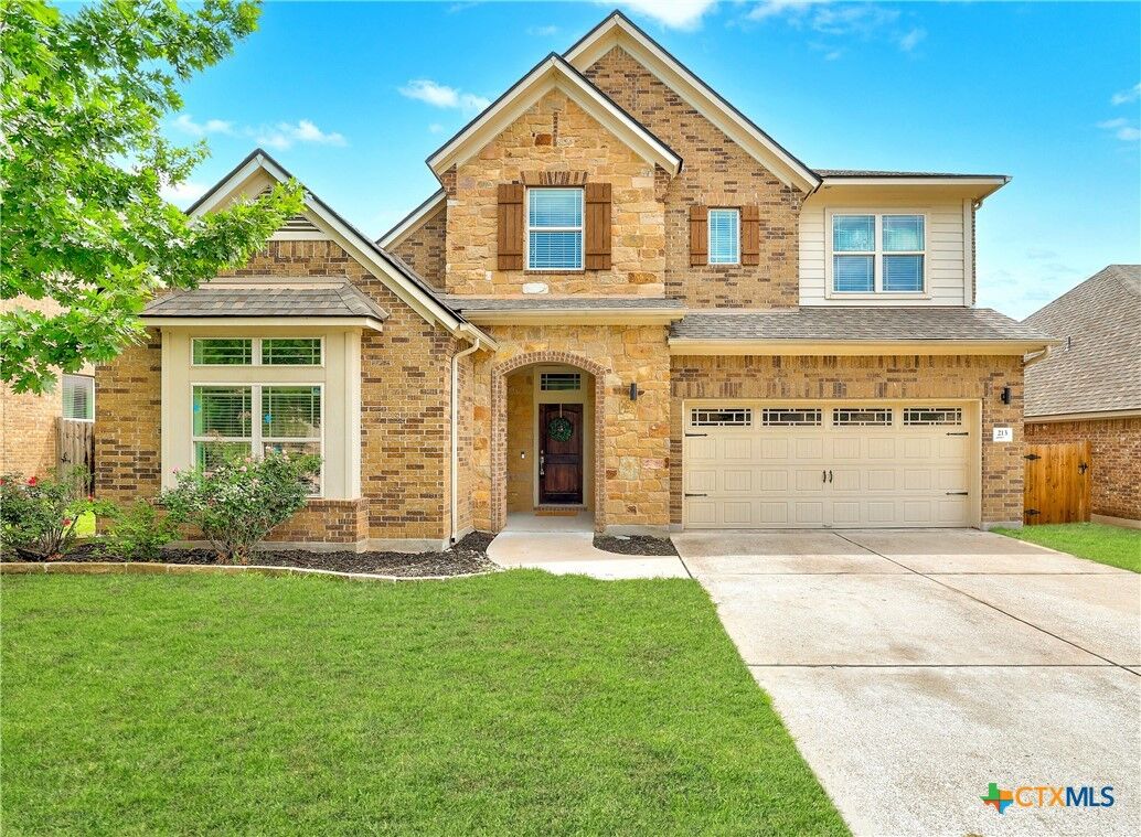 Property Photo:  213 Southern Cross Drive  TX 78717 