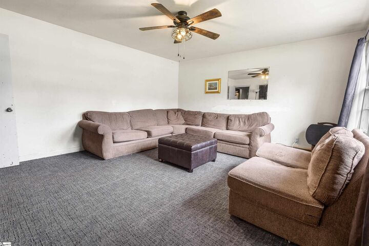 Property Photo: 308 Sylvia Road SC 29642