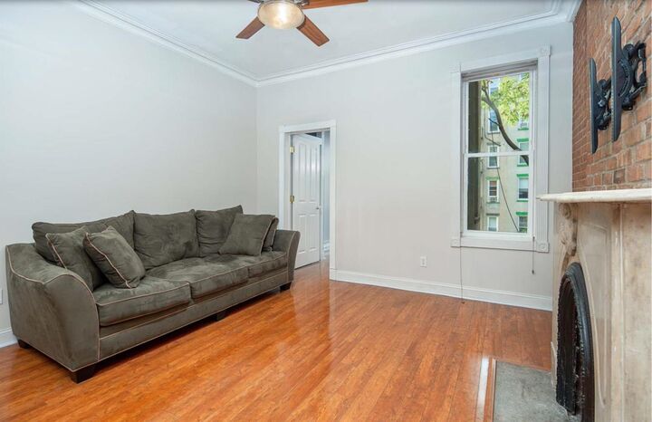 Property Photo: 924 Garden St 2R NJ 07030