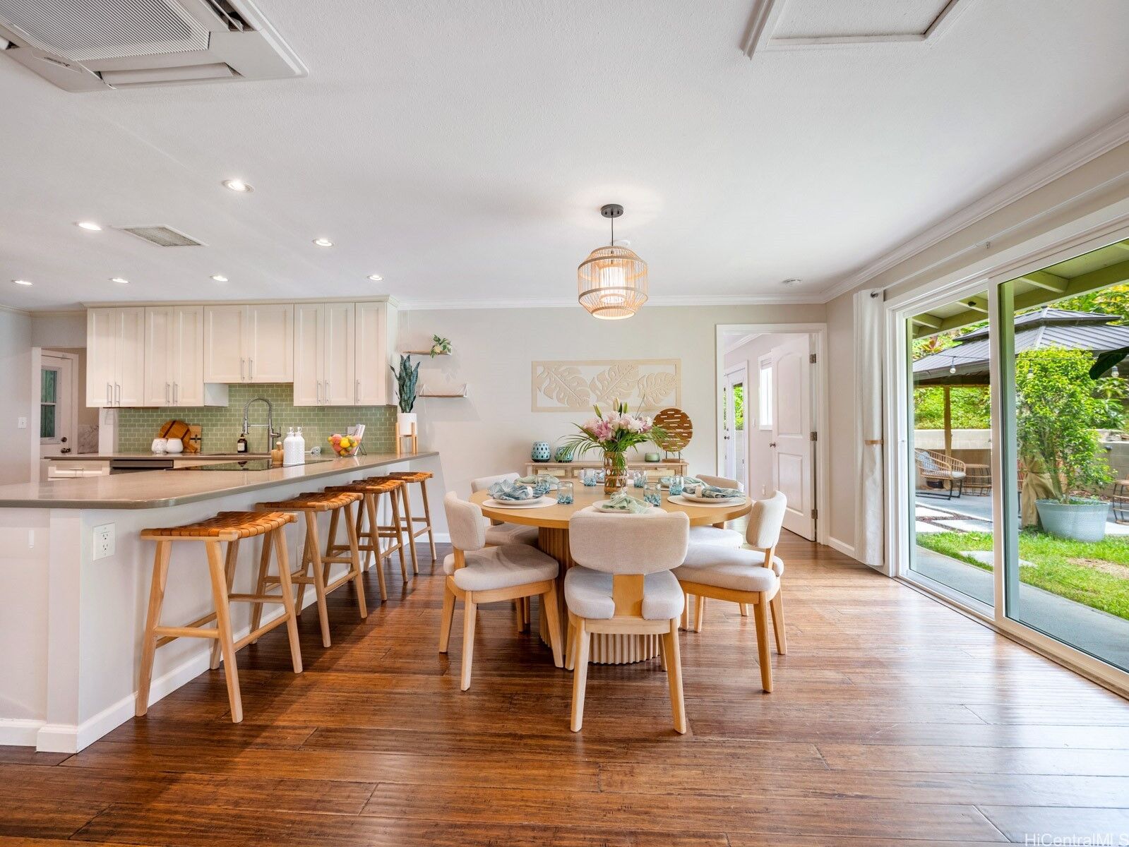 Property Photo:  1002 Lunaai Street  HI 96734 