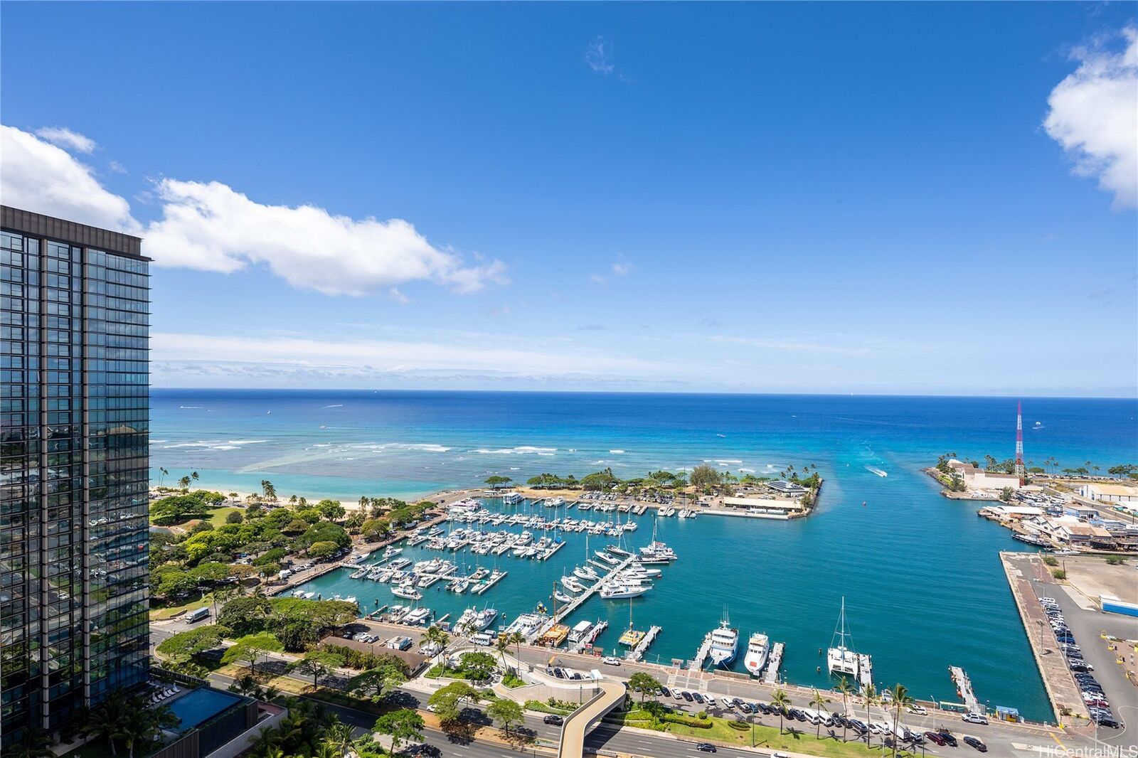 Property Photo: 333 Ward Avenue 3101 HI 96814