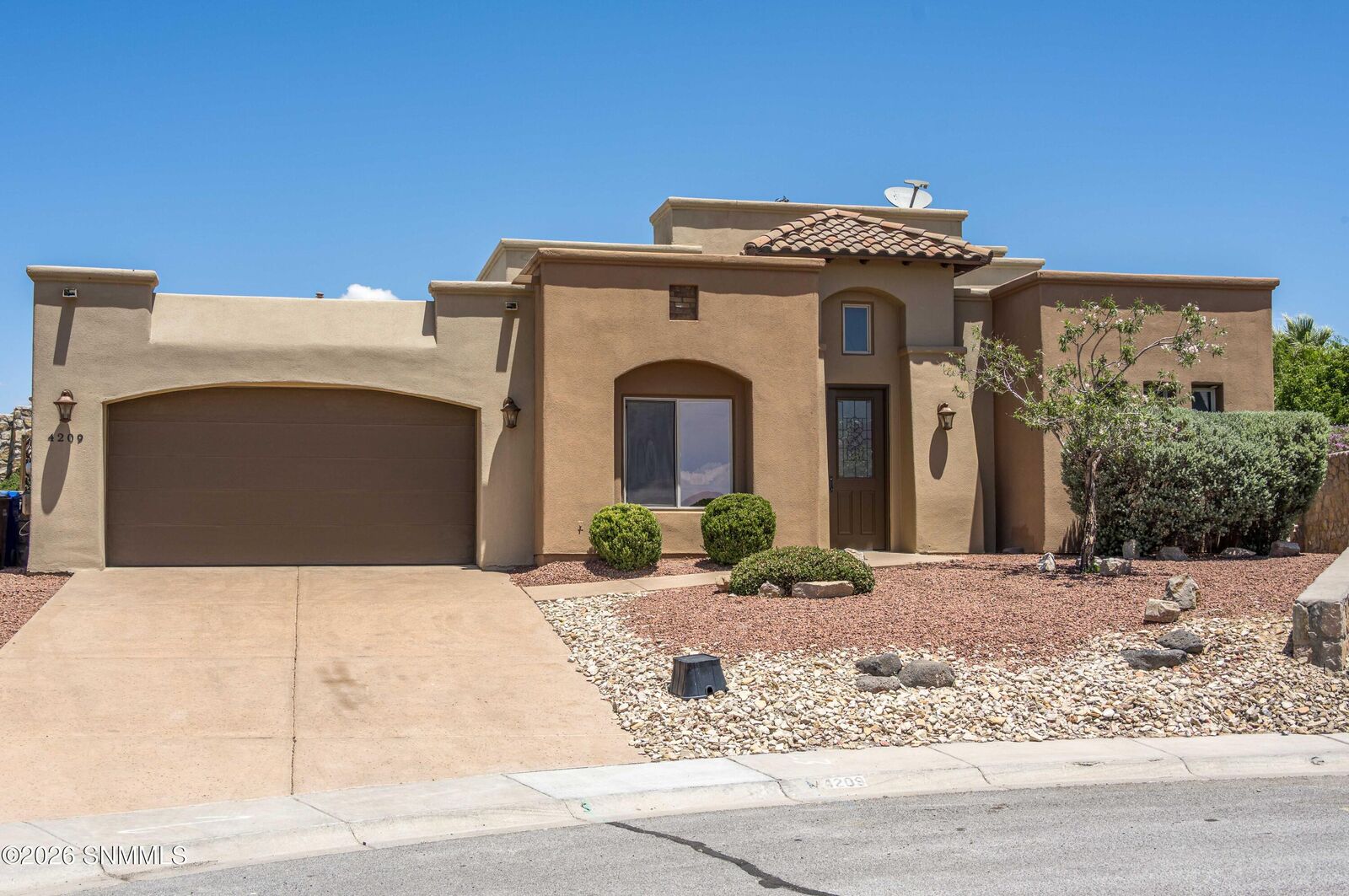 Property Photo:  4209 Camino Lindo Court  NM 88011 