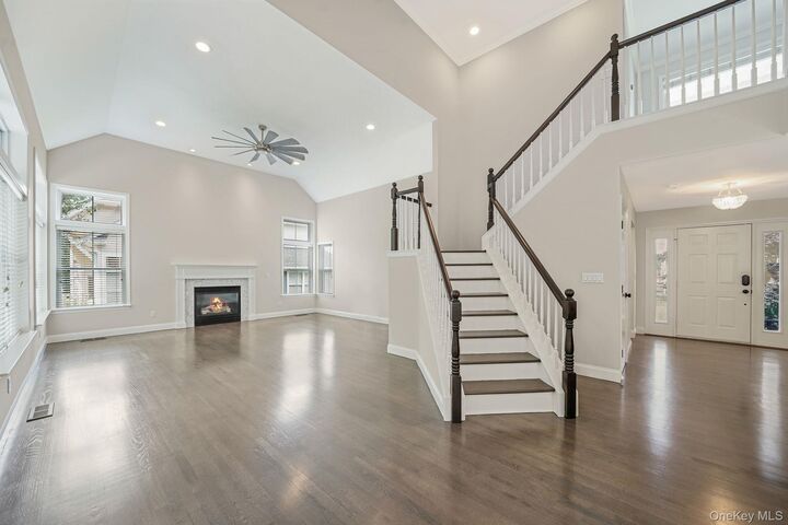 Property Photo:  21 Vantage Court  NY 11777 