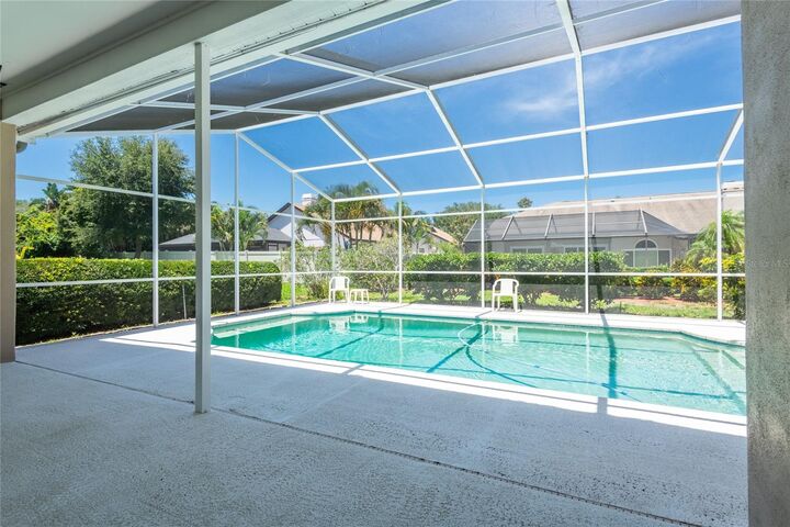 Property Photo:  690 Weathersfield Drive  FL 34698 