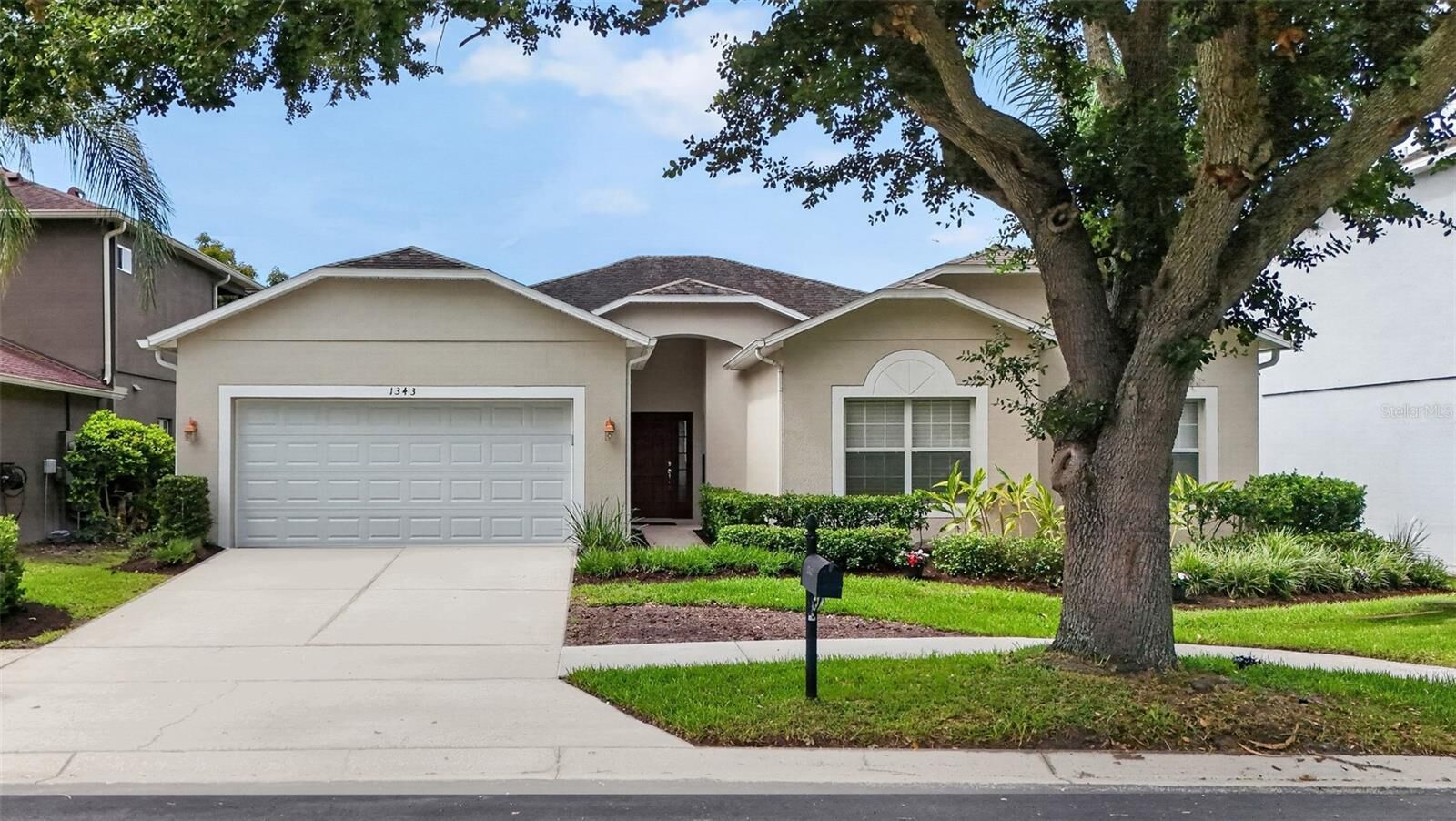 Property Photo:  1343 Castleport Road  FL 34787 