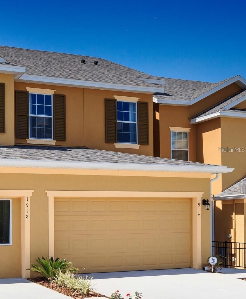 Property Photo:  1914 Prairie Sage Trail  FL 34761 