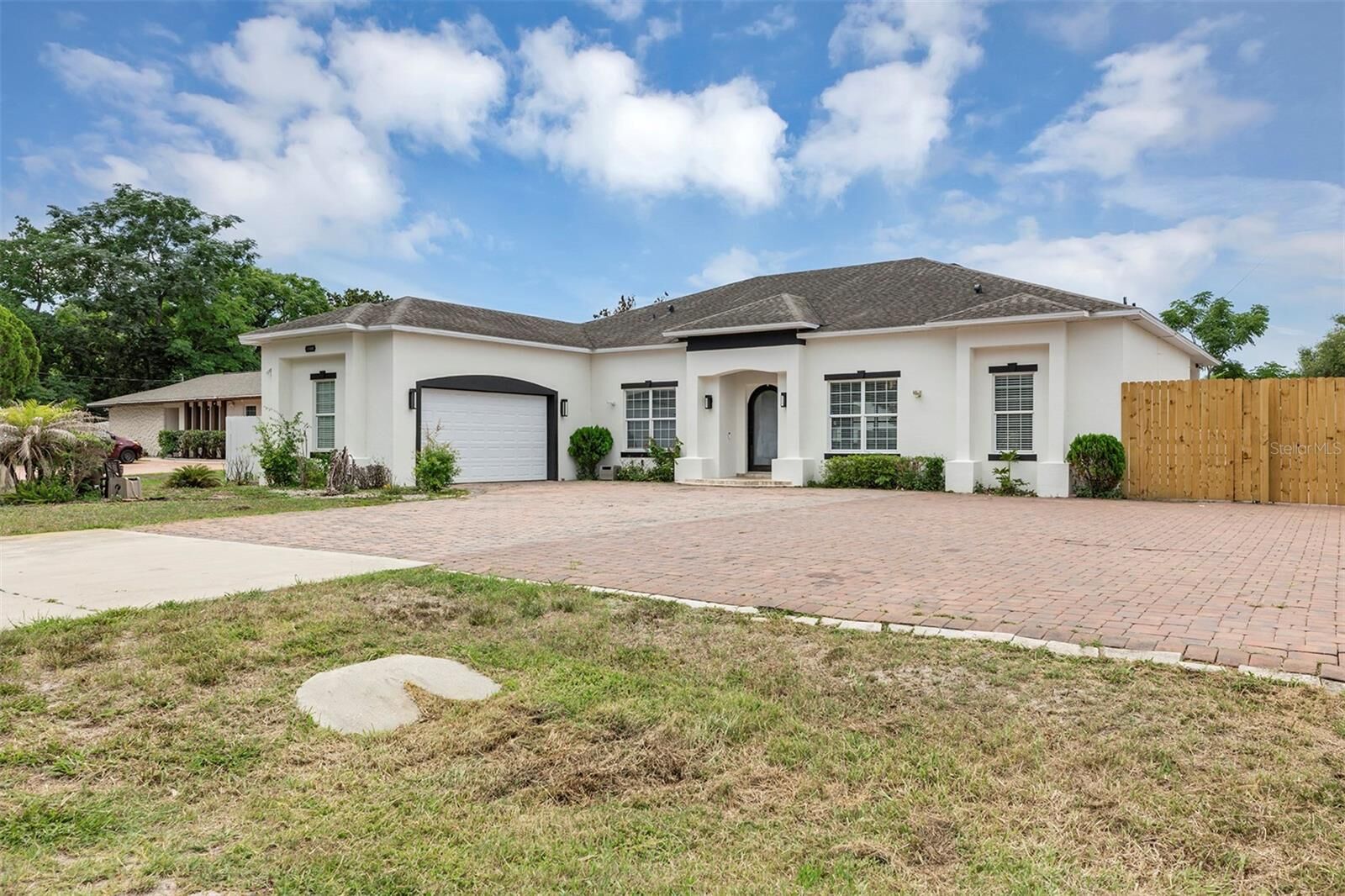 Property Photo:  7906 Napoleon Street  FL 32825 