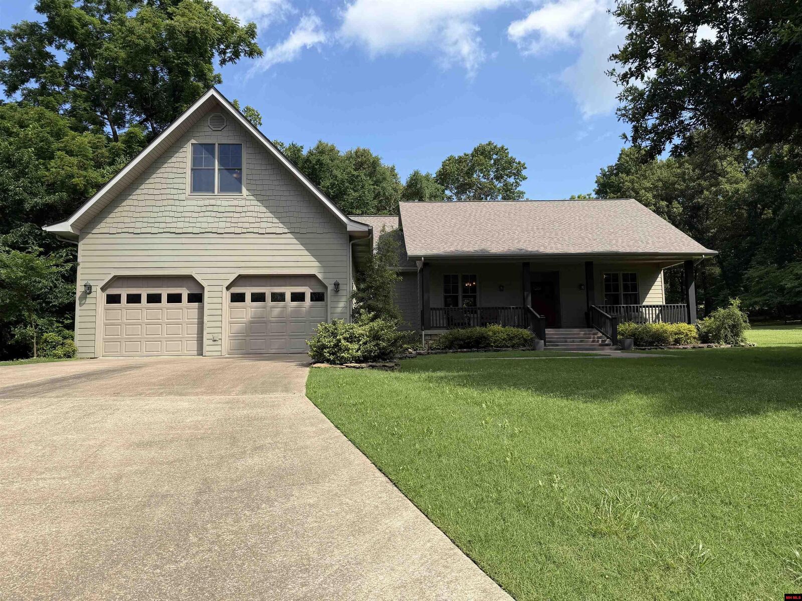 Property Photo:  4120 Acorn Drive  AR 72601 