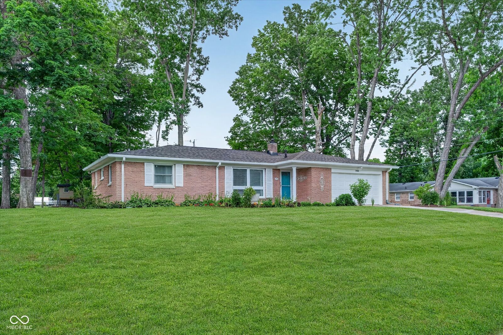 Property Photo: 3442 Catalpa Avenue IN 46228
