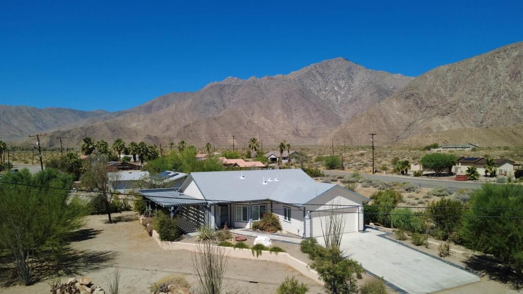 Property Photo:  1826 Lazy S Drive  CA 92004 
