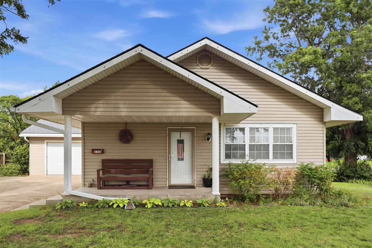 Property Photo: 131 N Maple OK 74647