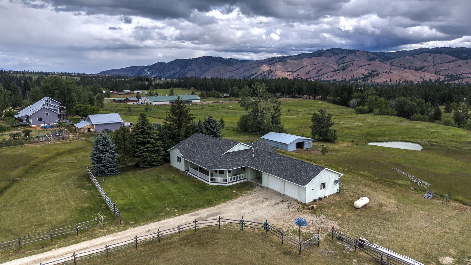 Property Photo:  3420 Wright Way  MT 59829 