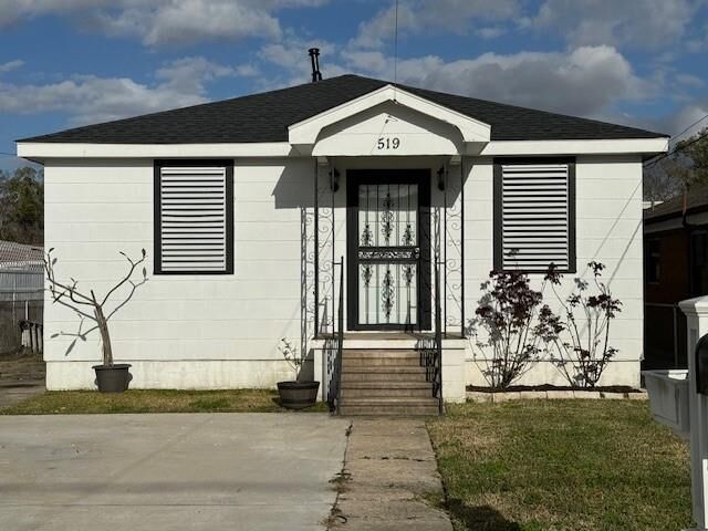 Property Photo:  519 Farrington Drive  LA 70072 