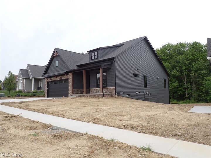 Property Photo:  7069 Village Way Drive  OH 44231 