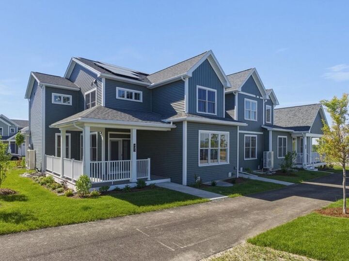 Property Photo:  445 Old Farm Road  VT 05403 