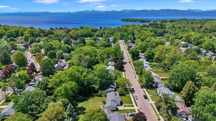 Property Photo: 27 Brierwood Lane VT 05408