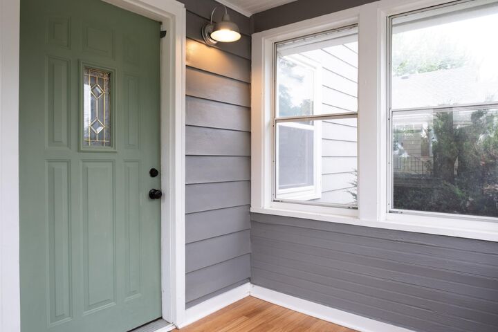 Property Photo:  834 Algonquin Avenue  MN 55119 