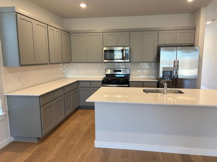 Property Photo: 10616 Kono Trail TX 76179