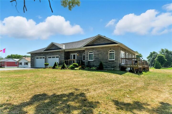 1026 Front Road — photo 1
