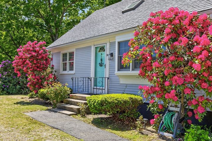 Property Photo:  14 Heritage Circle  MA 02536 