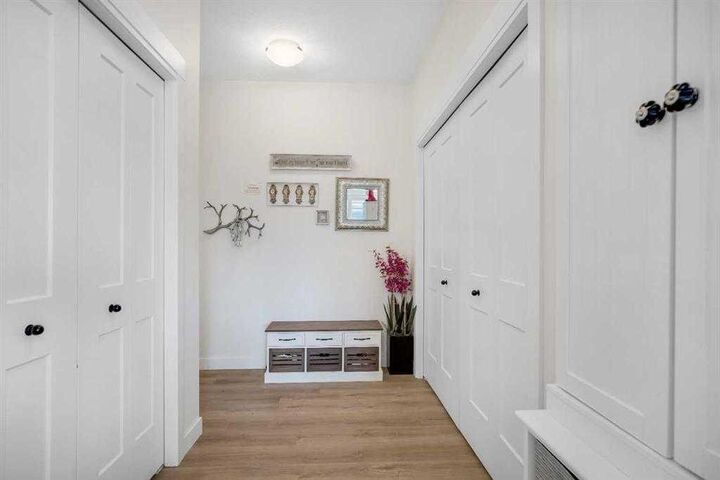 Property Photo: 10 Sage Hill NW 116 AB T3R 1X9
