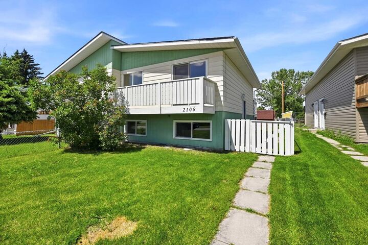Photo de la propriété:  2108 23 Avenue Close  AB T0M 0K0 
